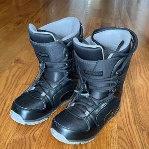 Avalanche Snowboard Boots Men’s Size 9 Black